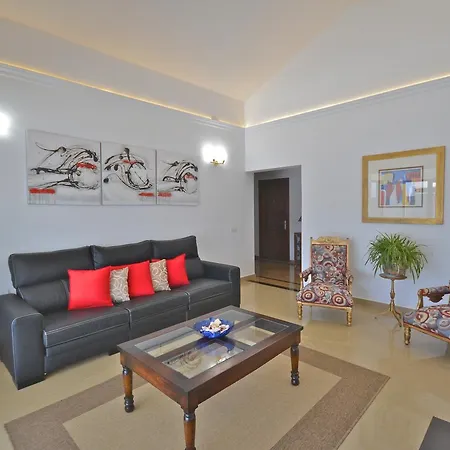 Villa Qura